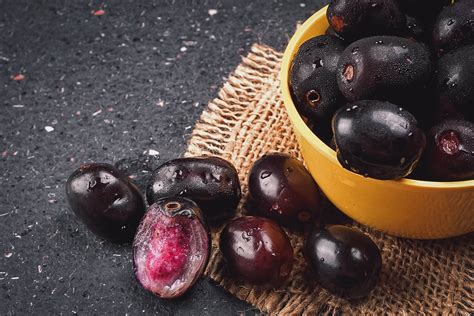 duhat fruit.
